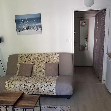 Corail Studio: Beachfront Retreat with Private Parking Apartment La Grande-Motte Exterior photo