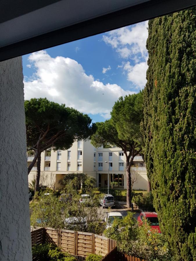 Corail Studio: Beachfront Retreat with Private Parking Apartment La Grande-Motte Exterior photo